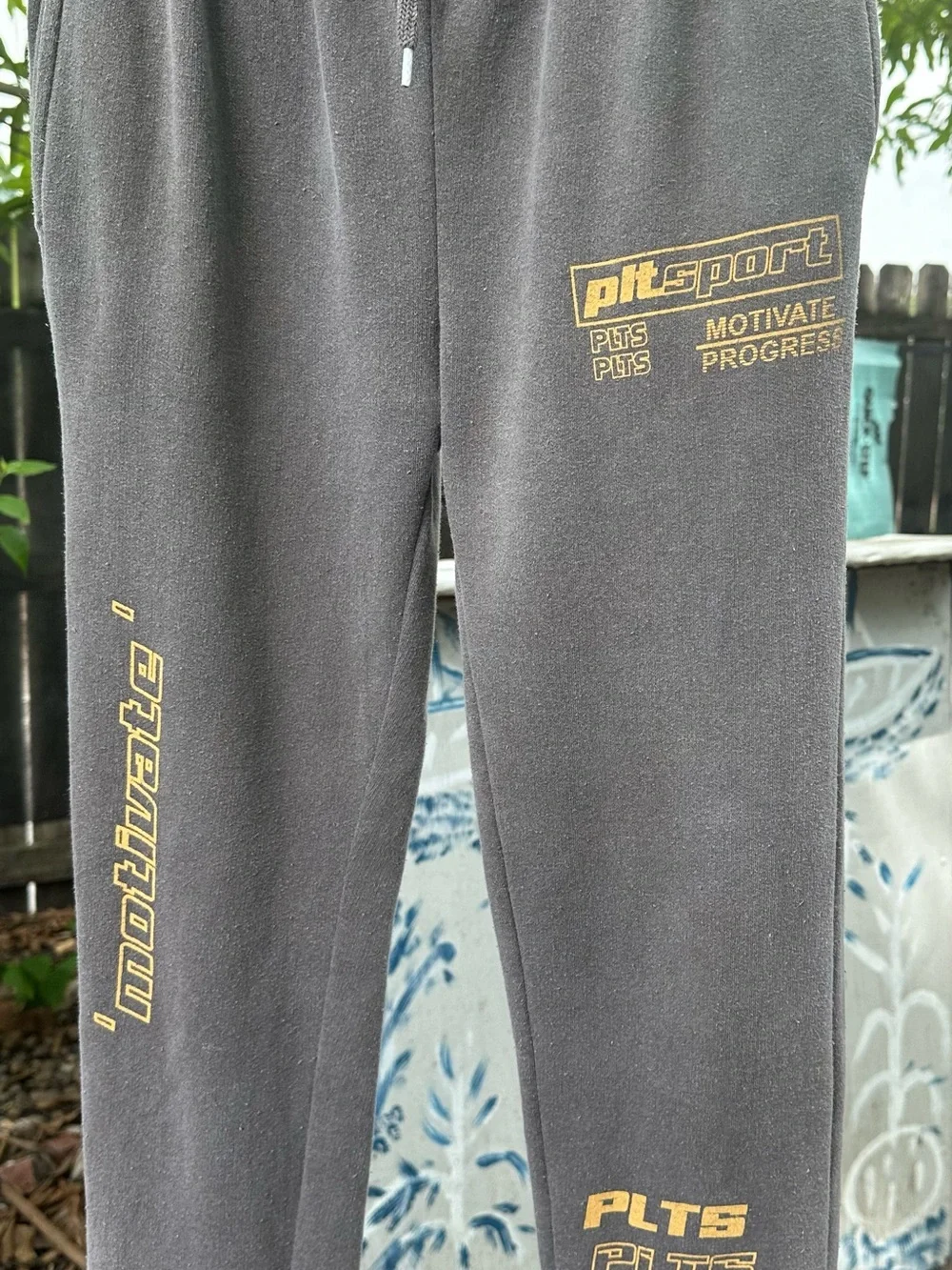 Sweatpants - Picture 3 of 3